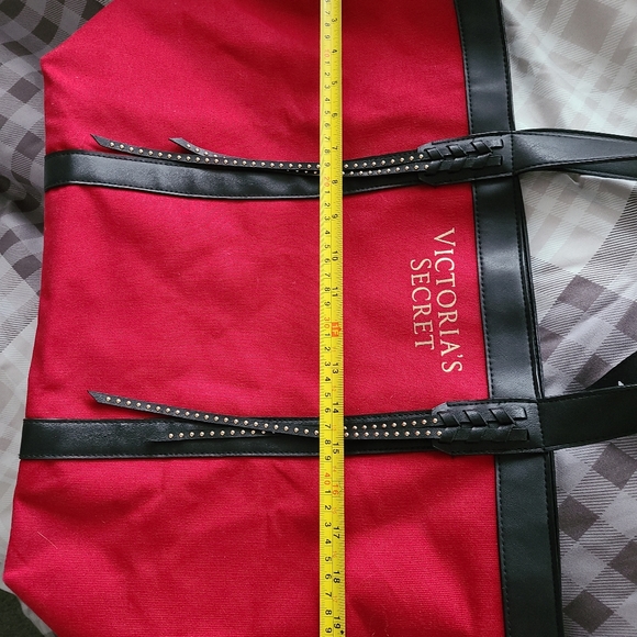 EUC LE Victoria Secret Large Tote Red with Studded Tassels - Picture 7 of 8